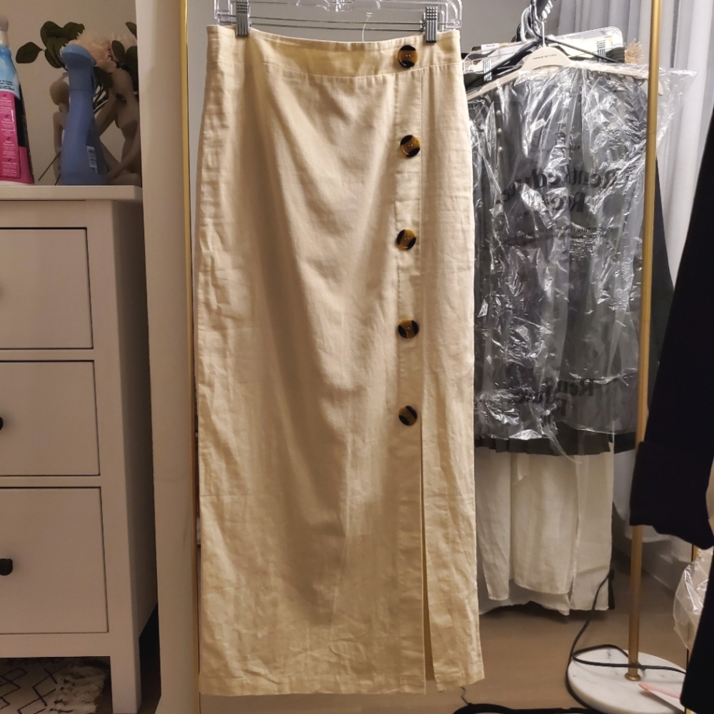 Slit Midi Skirts!